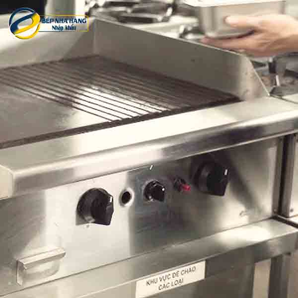 Bếp chiên nửa phẳng nửa nhám dùng gas BERJAYA GG2B12R