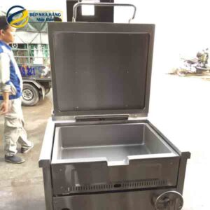Chảo nghiêng tay quay dùng gas BERJAYA TP3237