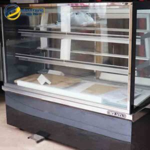 Tủ mát trưng bày bánh kính vuông BERJAYA RCS24SB13- 2FB