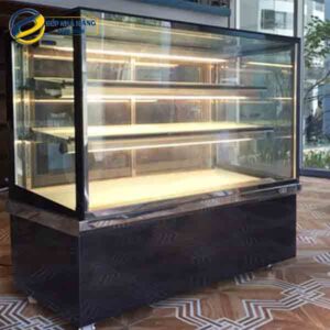 Tủ mát trưng bày bánh kính vuông BERJAYA RCS24SB13- 2FB